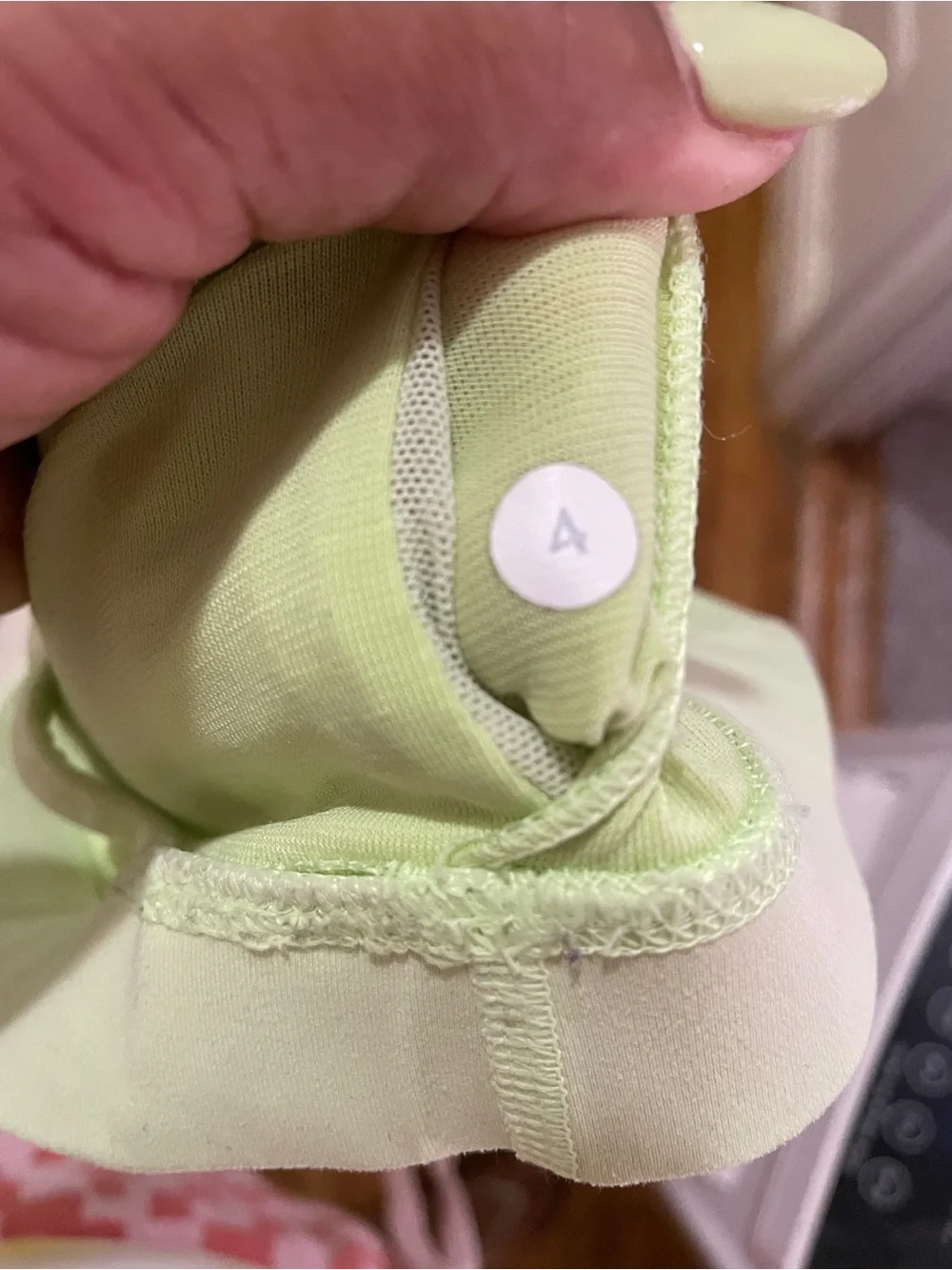 Lululemon Light Green Women's Sports Bra - Double Strap Comfort